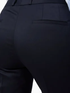 Tula Broek